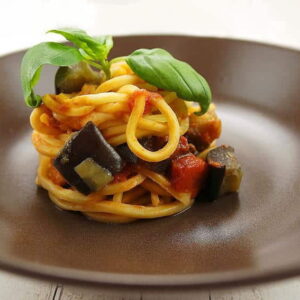 scelto con gusto - Troccoli con melanzane e scamorza al profumo di basilico